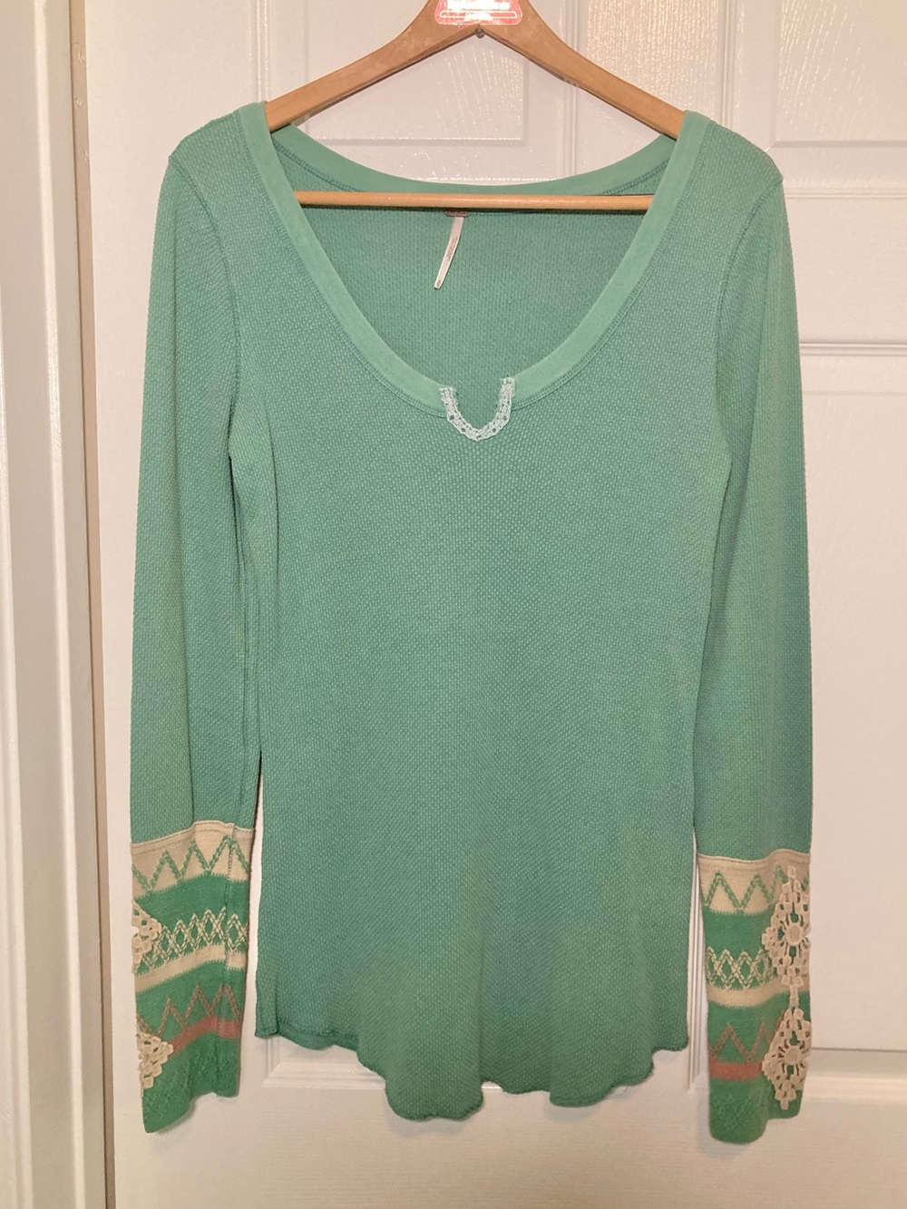 Free People Size XL Kombucha Cuff Thermal in Mint Green - Picture 2 of 8